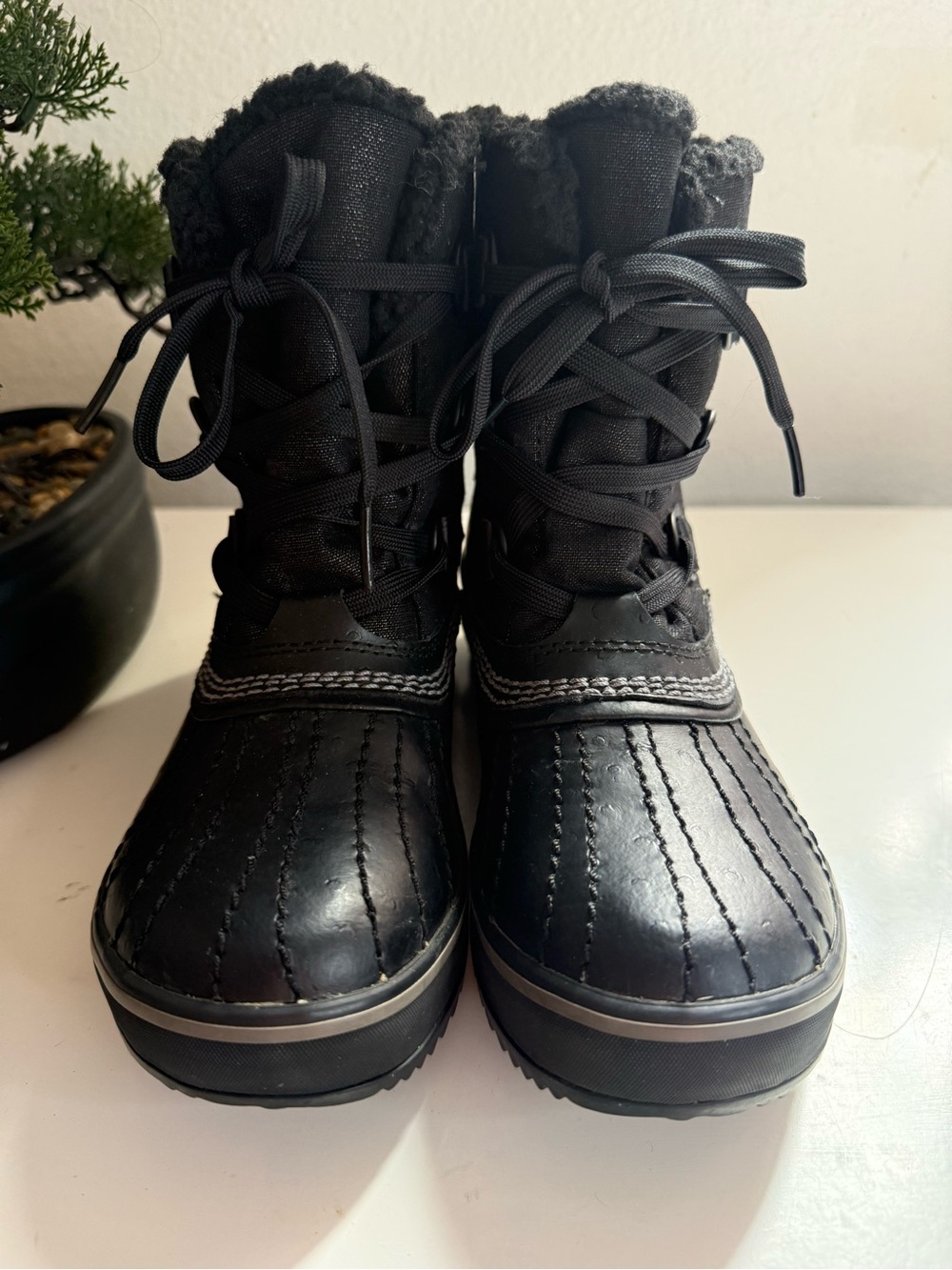 Sorel Tívoli waterproof women size 7 black Insulated Lace-Up Winter Boots - Picture 2 of 6
